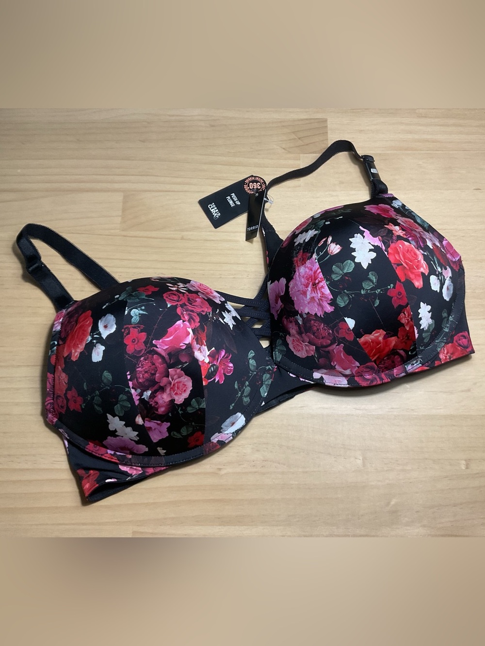 Torrid Curve 360 Back Smoothing Push-Up Plunge Bra Black Floral 40DD